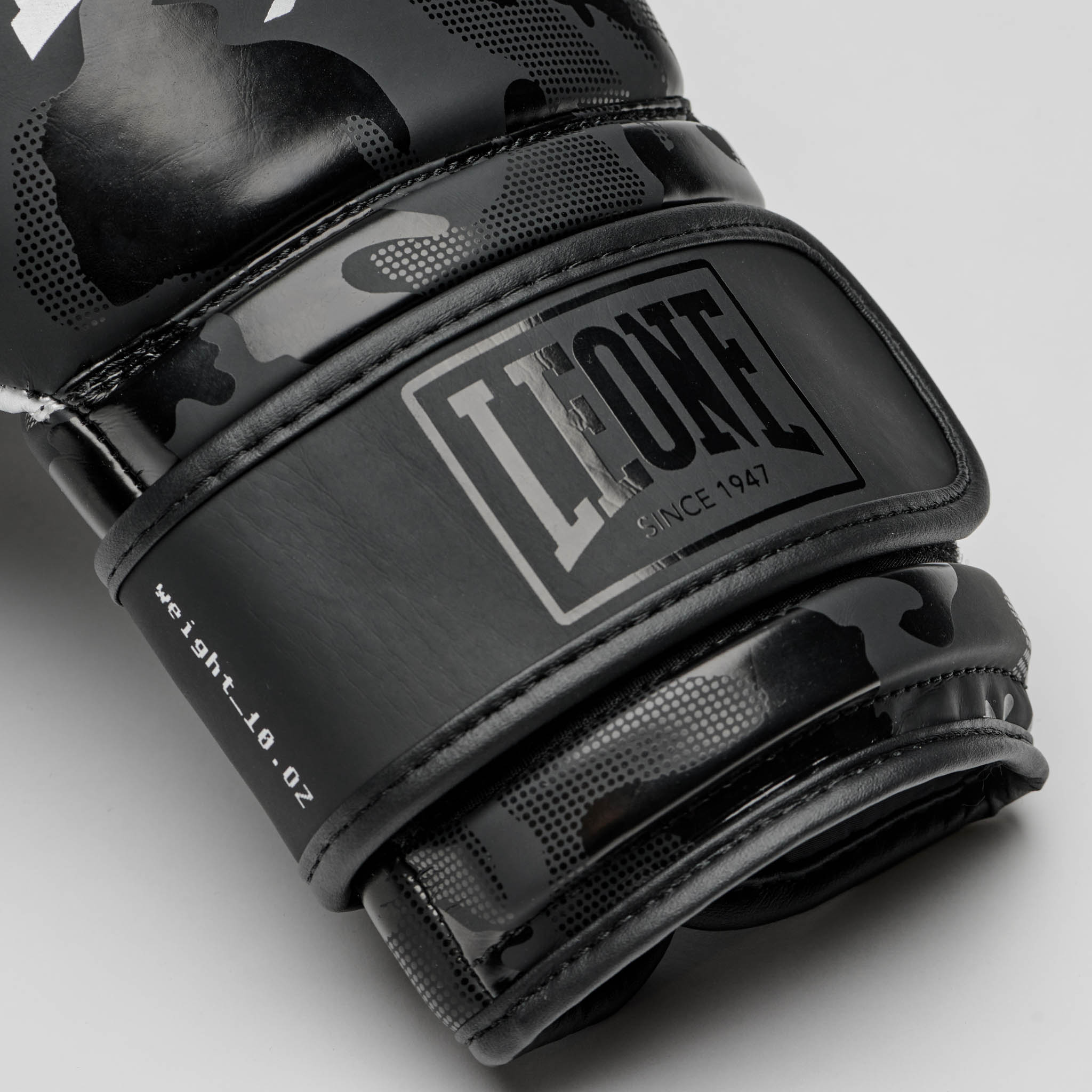 Leone-Boxhandschuhe-GN327_01_11