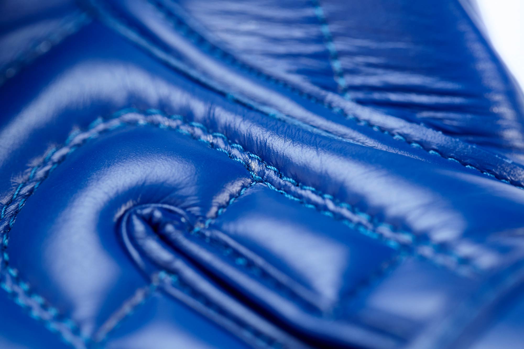 AIBAG1-Boxing-Glove-10O-blue-07