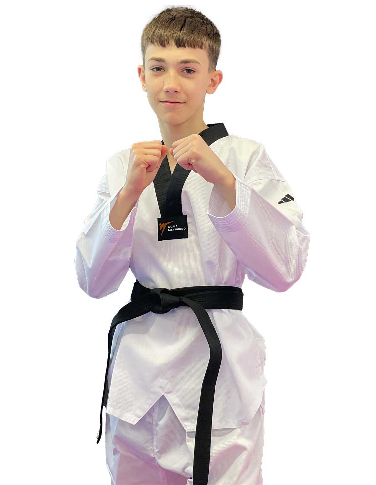 Adidas Taekwondoanzug, schwarzem Revers, WT anerkannt Adidas Taekwondoanzug, schwarzem Revers, WT anerkannt