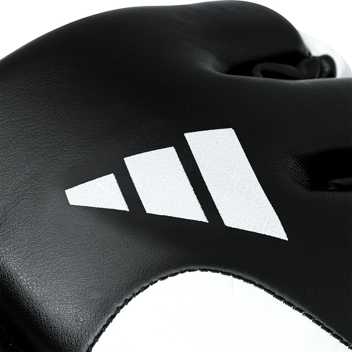 ADICSG250_black_white_12